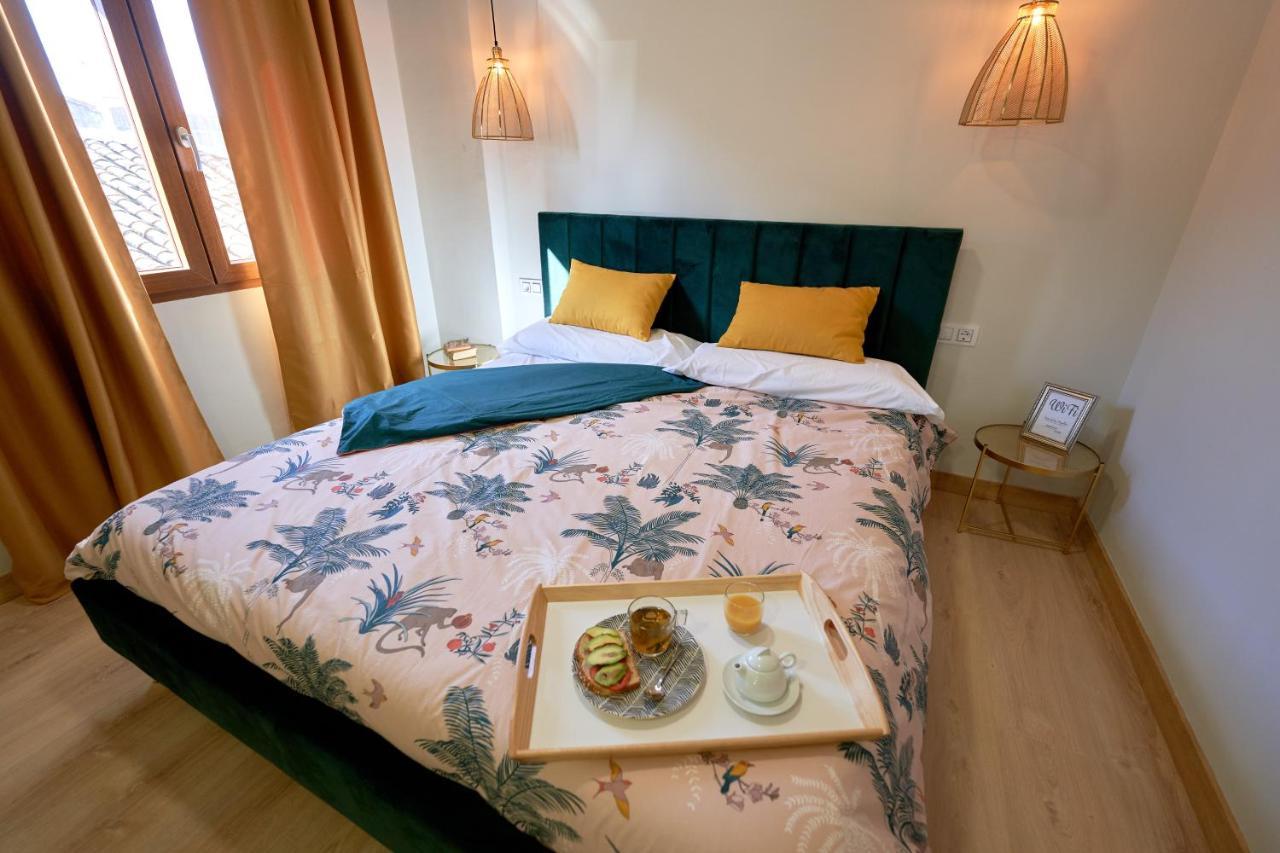 Duplex Casa De Las Argollas Grand Suite Parking Gratis Plasencia Exterior foto