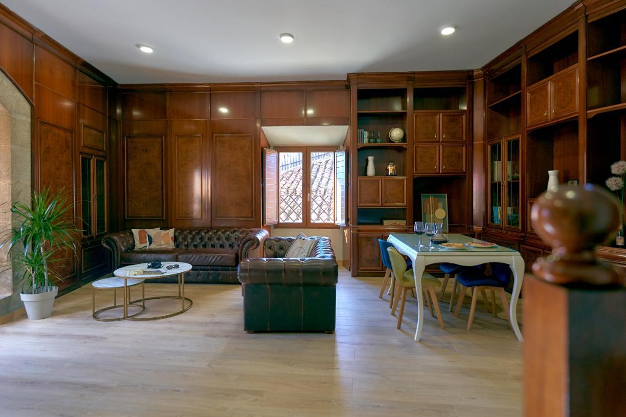 Duplex Casa De Las Argollas Grand Suite Parking Gratis Plasencia Exterior foto